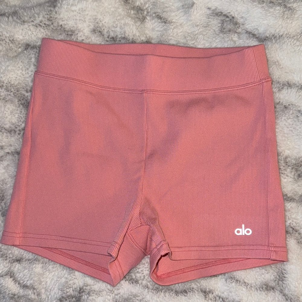 ALO Yoga Women's Blush Bike Shorts